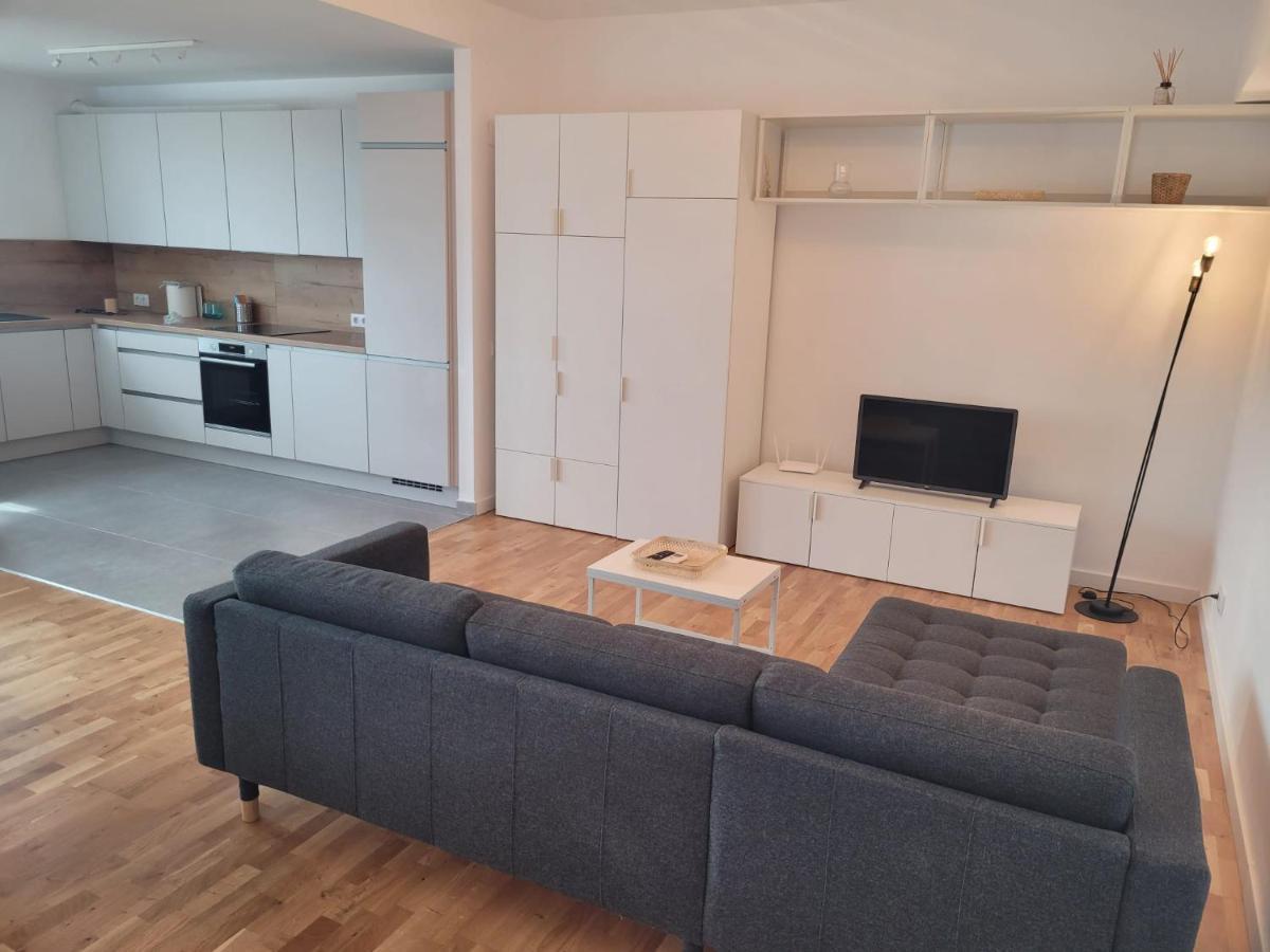 Apartment In Bucharest, Baneasa Green Area المظهر الخارجي الصورة