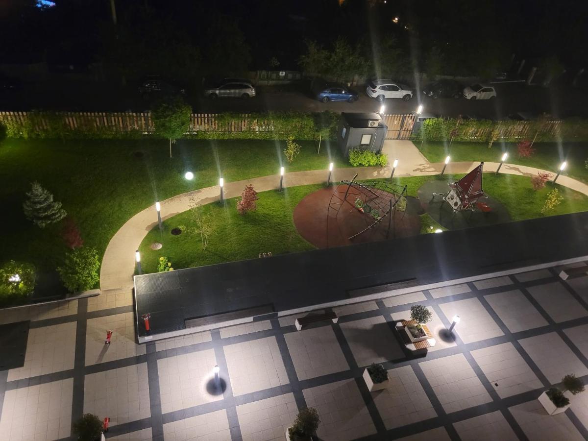 Apartment In Bucharest, Baneasa Green Area المظهر الخارجي الصورة