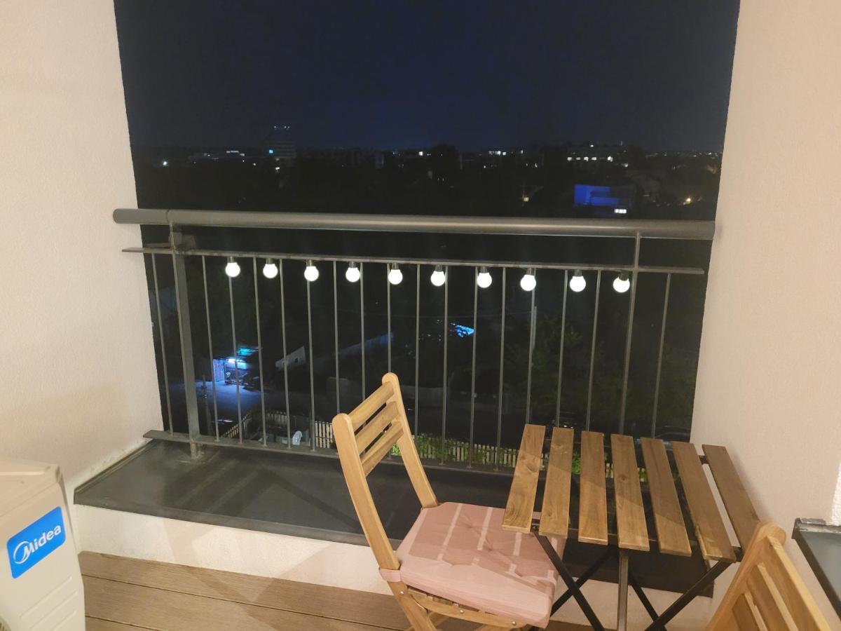 Apartment In Bucharest, Baneasa Green Area المظهر الخارجي الصورة