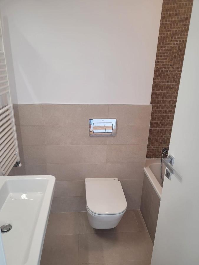 Apartment In Bucharest, Baneasa Green Area المظهر الخارجي الصورة